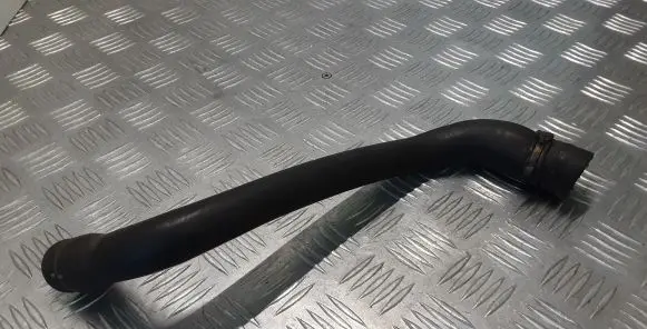 Mercedes-Benz Vito Viano W639 Engine coolant pipe/hose