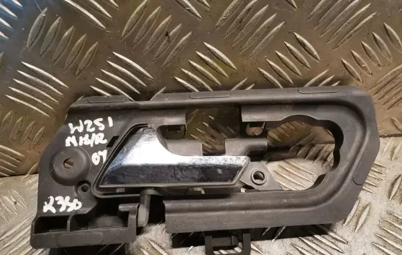 Mercedes-Benz R W251 Rear door interior handle 2517600361