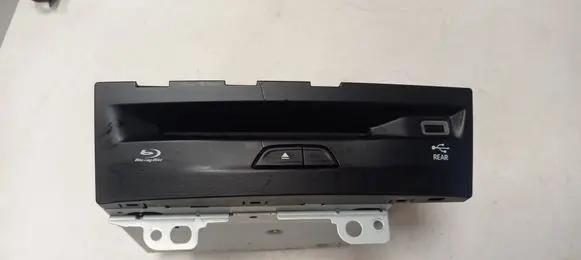 Chrysler Pacifica Radio/CD/DVD/GPS head unit P68378304AA 68378304AA