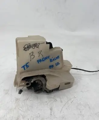 Volkswagen Transporter - Caravelle T5 Front door lock 102899300 3B1837016BR