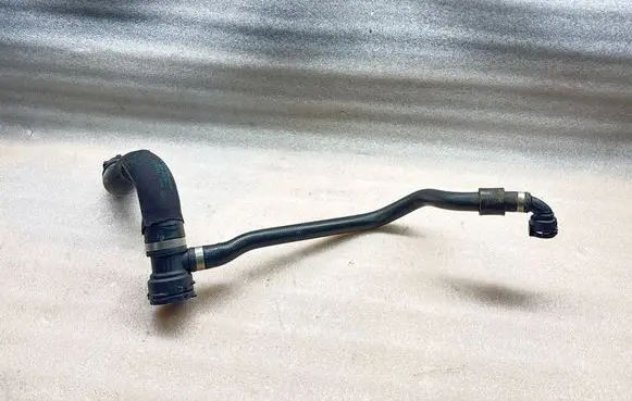 BMW M4 F82 F83 Engine coolant pipe/hose 7508036