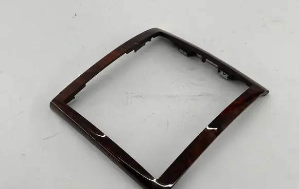 Volkswagen Touareg I Center console decorative trim 7L6863337E