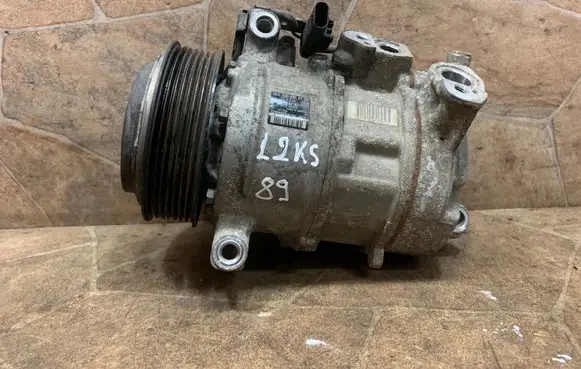 Mercedes-Benz C W205 Air conditioning (A/C) compressor (pump) A0008308700