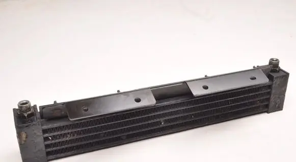 Aston Martin Vantage III Engine oil radiator 