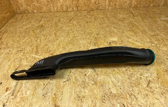 Air intake hose/pipe