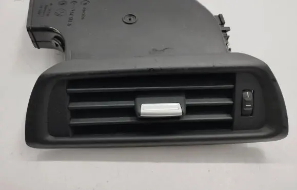 BMW 7 F01 F02 F03 F04 Rear air vent grill 9113794