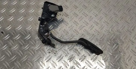 Toyota Corolla Verso AR10 Accelerator throttle pedal 8928152021