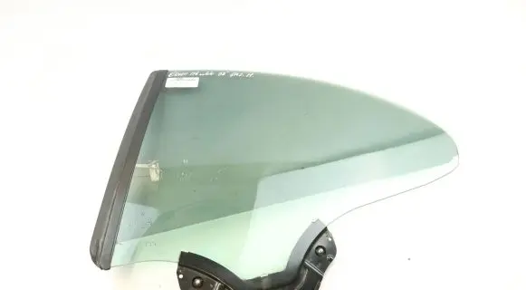 BMW 6 E63 E64 Rear vent window glass 7186643