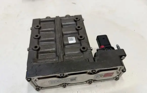 Volkswagen Touareg III Electric engine pre-heating system (optional) 12E963231G