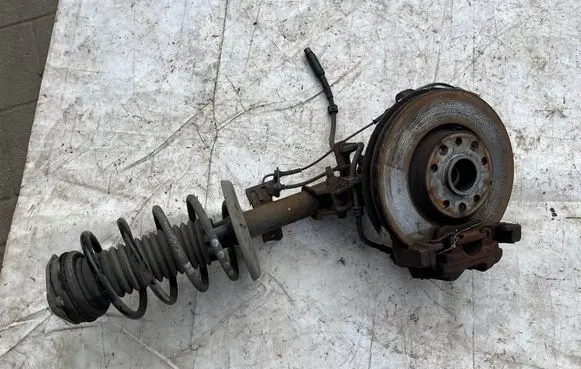 Citroen C4 II Picasso Front wheel hub spindle knuckle 1610137880