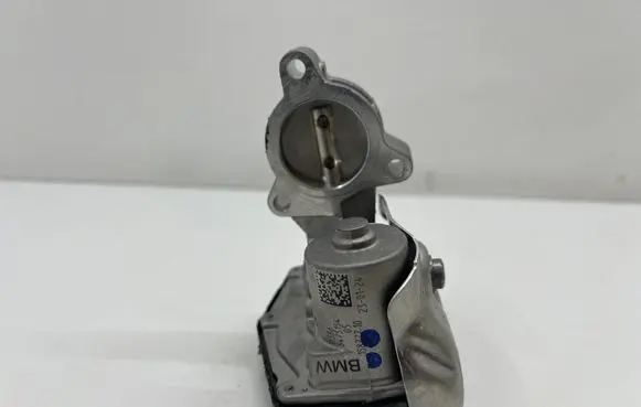 BMW X7 G07 EGR valve 8475154 8475155