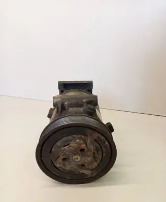 Nissan Qashqai Air conditioning (A/C) compressor (pump) 8200600110
