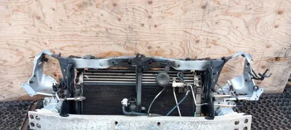 Toyota Corolla Verso AR10 Radiator support slam panel