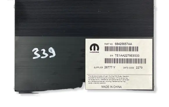 Dodge Challenger Sound amplifier 68425657AA