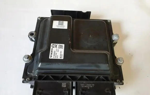 Volvo V60 Engine control unit/module 31452623