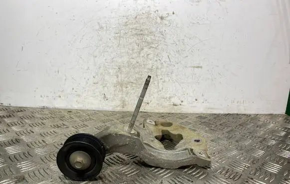 Jeep Grand Cherokee A/C compressor mount bracket 