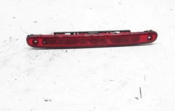 Peugeot 107 Third/center stoplight