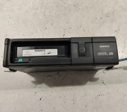 Renault Espace - Grand espace IV CD/DVD changer 8200207100