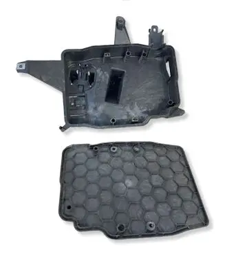 Ford Focus Engine control unit box AV6112A659