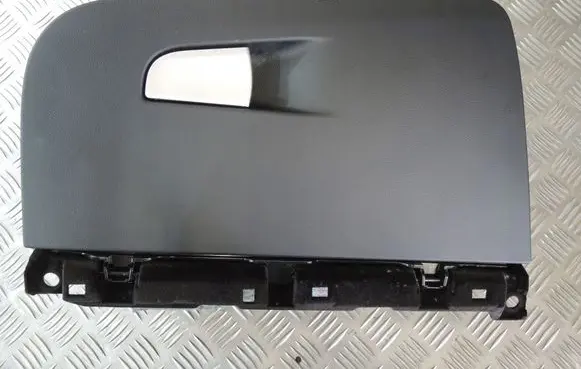Alfa Romeo Giulia Glove box QUADRIFOGLIO