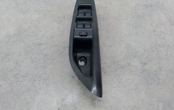 Mazda MPV Quarter vent window switch LD6266350AC8H-D182