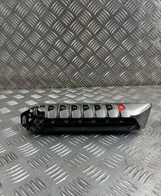 Peugeot 3008 II Climate control unit 98249156DX