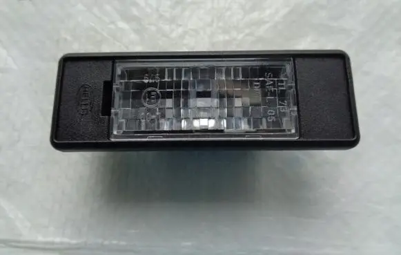 Peugeot 308 Number plate light 6340G9