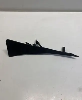 Volvo XC60 Fender end trim 32219167