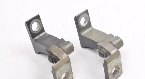 Skoda Enyaq iV Front door upper hinge PRAWY