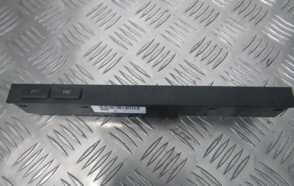 Traction control (ASR) switch
