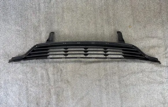 Opel Karl Front bumper lower grill 95238831 K3112