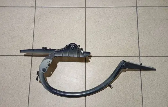 Mercedes-Benz E W213 Tailgate/trunk/boot hinge A2137500323