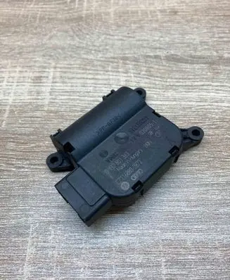 Volkswagen Golf Plus Air flap motor/actuator 0132801363 1168802872 USED