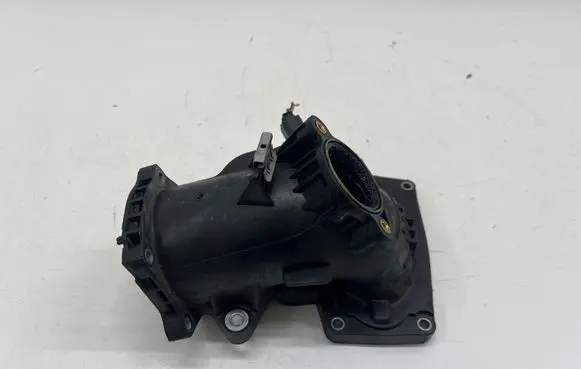 Mercedes-Benz SLC R172 Air intake duct part A6510900728 A0101537228