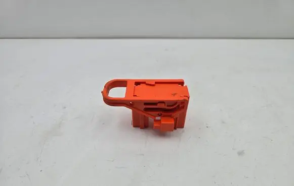 Toyota Auris 150 Battery relay fuse 