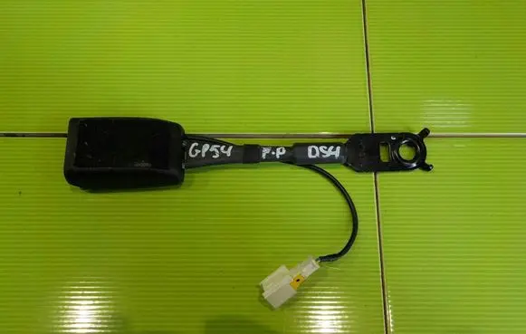 Citroen DS4 Front seatbelt 96748384XT GP54