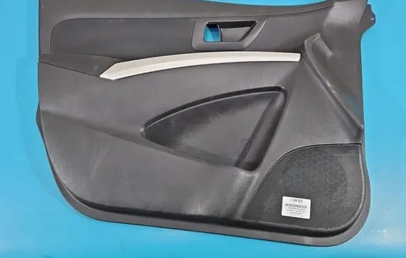 Suzuki SX4 S-Cross Front door card panel trim IMPRK1594632