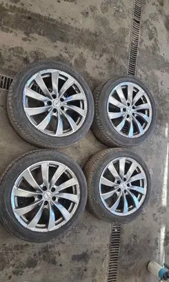 Tesla Model S R19 alloy rim 107689100B