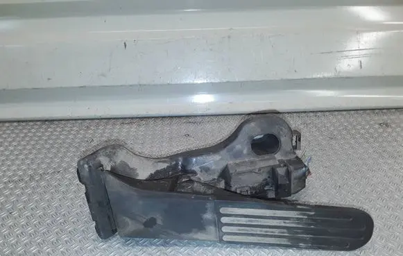 Volkswagen Golf VI Accelerator throttle pedal 1K1721503T