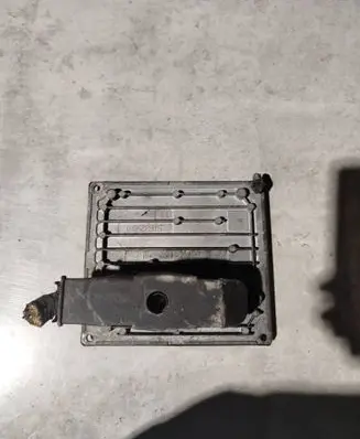 Ford Fiesta Engine control unit/module 2S6A12A650SG S118107002K