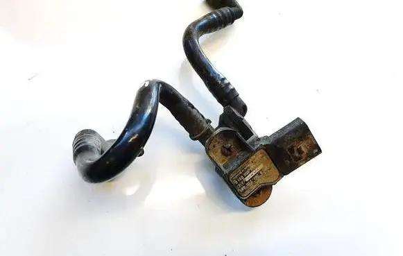 Skoda Octavia Mk2 (1Z) Air pressure sensor 0261230081