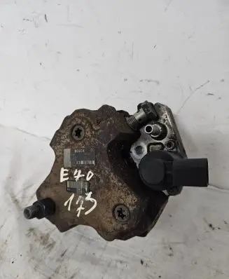 BMW X5 E70 Fuel injection high pressure pump 7798333 0445010146 284002