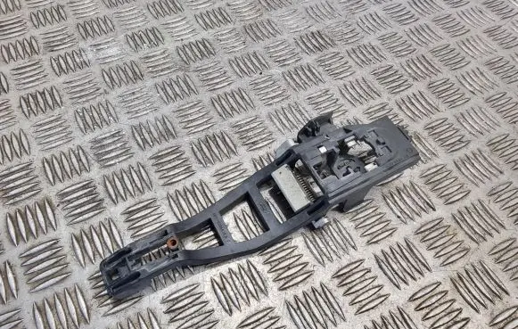 Ford S-MAX Front door exterior handle/bracket 6m21u224a36