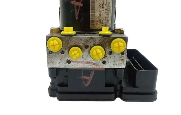 Ford Fiesta ABS Pump AV592C405CC