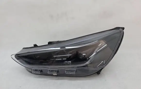 Ford Focus Headlight/headlamp NX7B-13E017-AG SPNX7B-13E017-AG