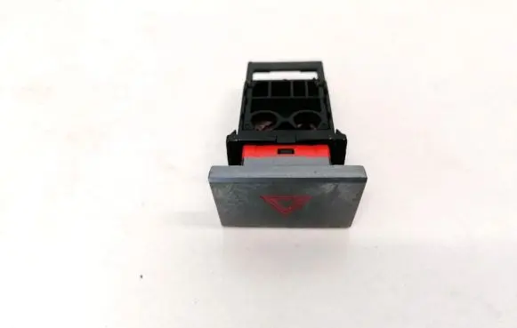 Hyundai ix35 Hazard light switch 937902S100R