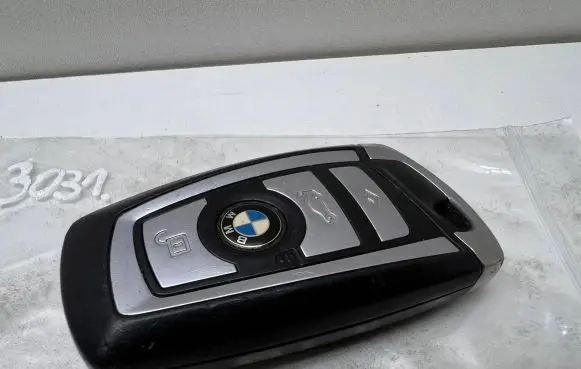 BMW 7 F01 F02 F03 F04 Ignition key/card 
