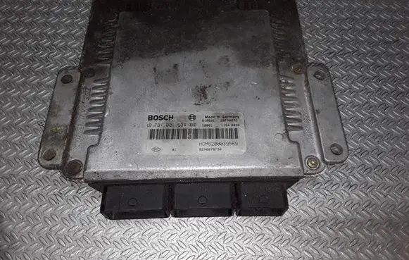 Renault Scenic I Engine control unit/module H0M8200039569 0E81001934
