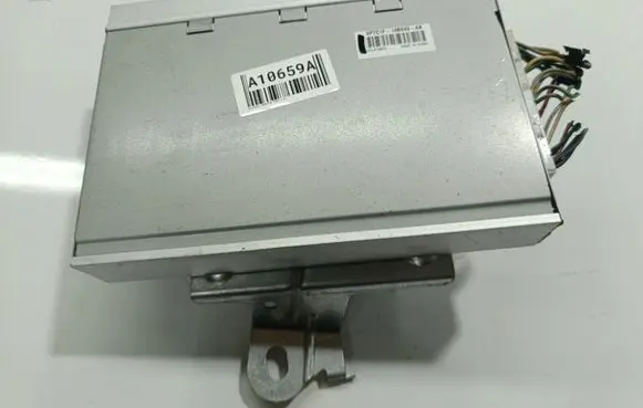 Chrysler Sebring (JS) Sound amplifier 05064148AF