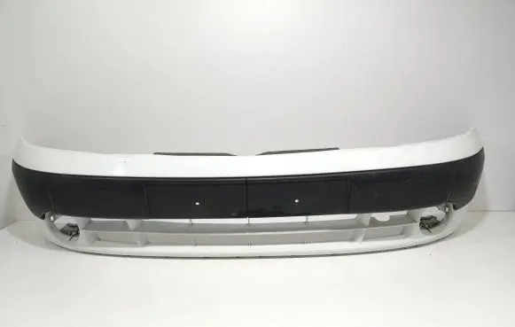 Renault Kangoo II Front bumper 8200152587